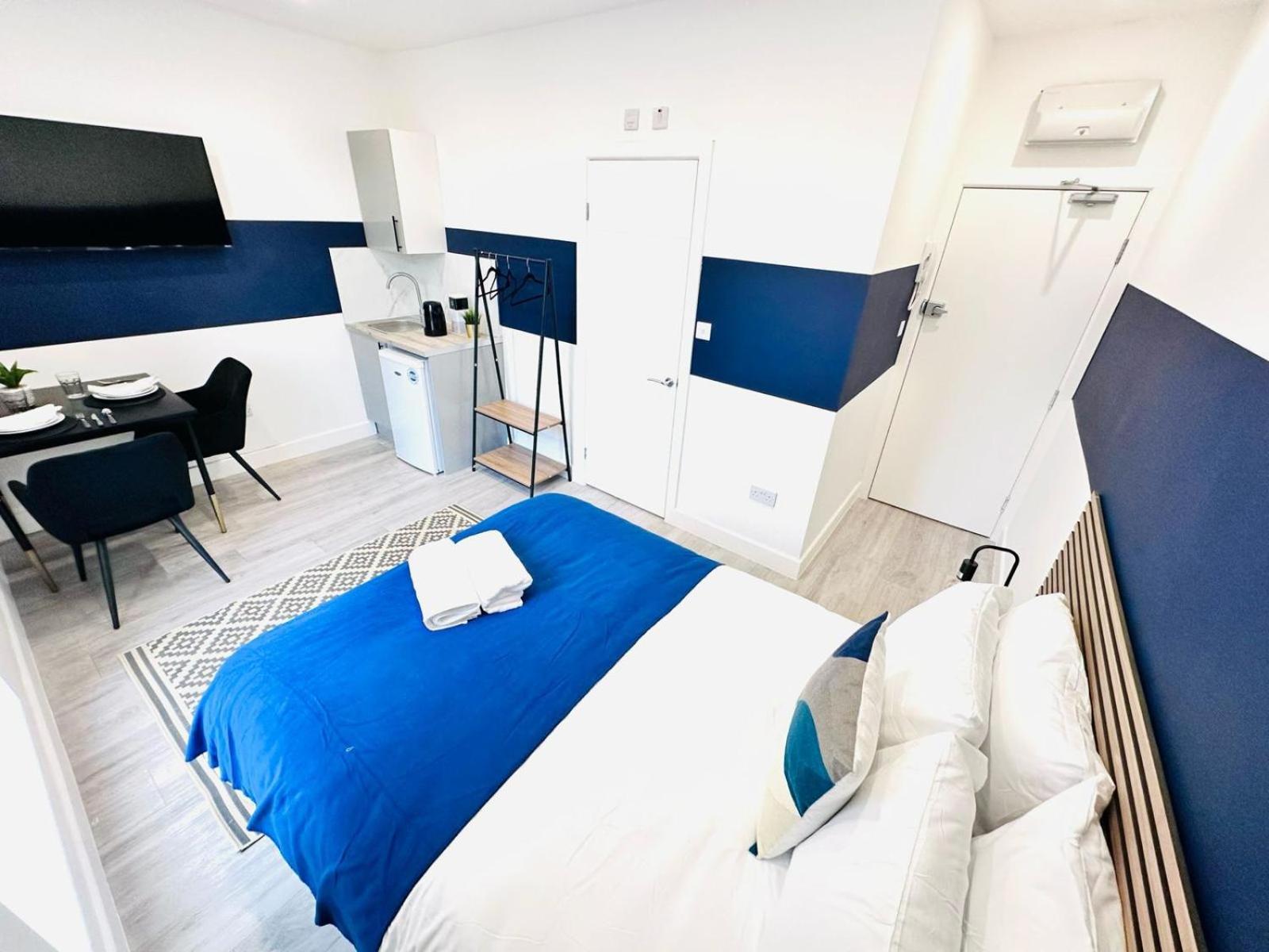 London 58 Blue House City Center Studio, Top Spot 외부 사진
