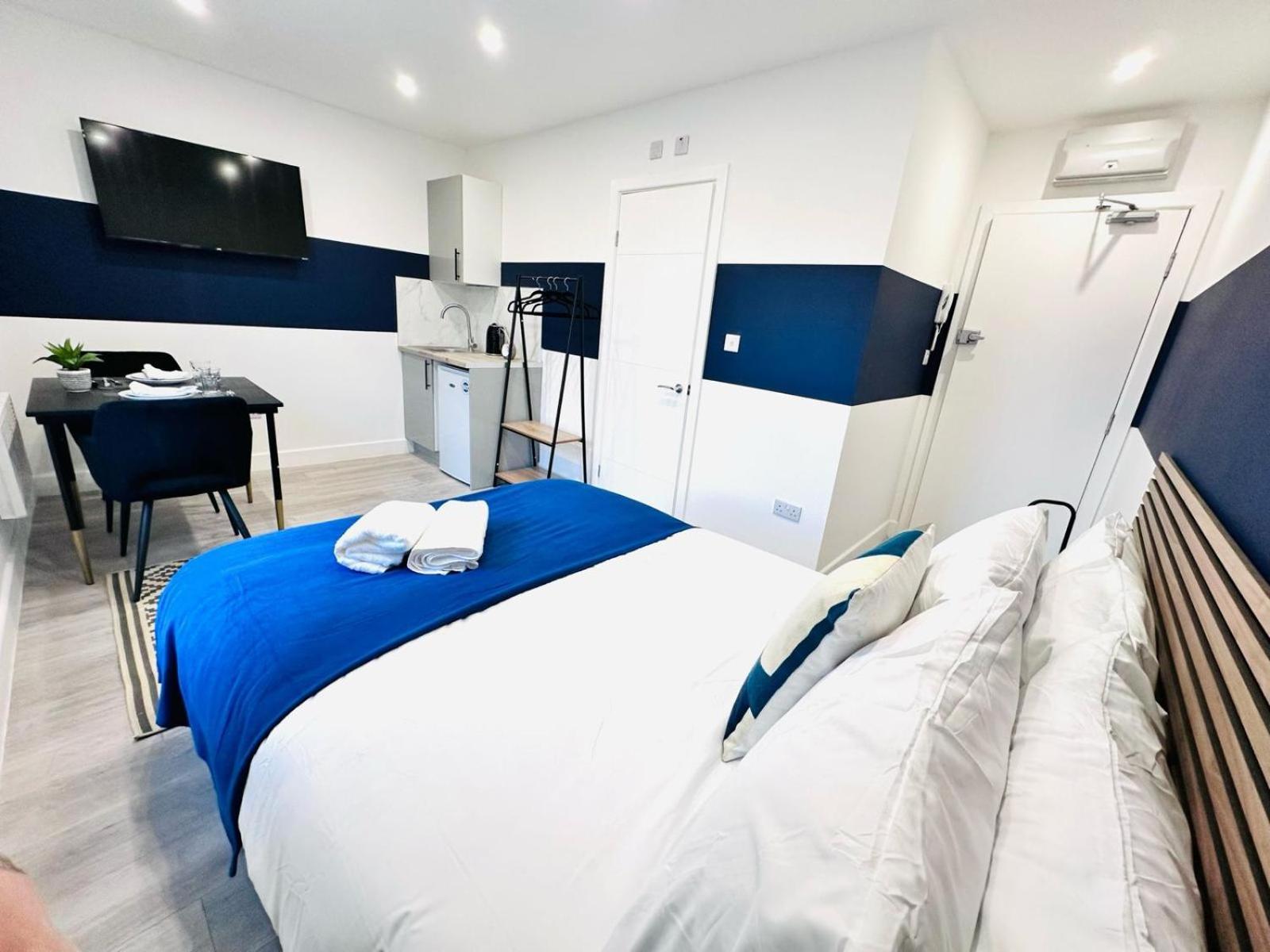 London 58 Blue House City Center Studio, Top Spot 외부 사진