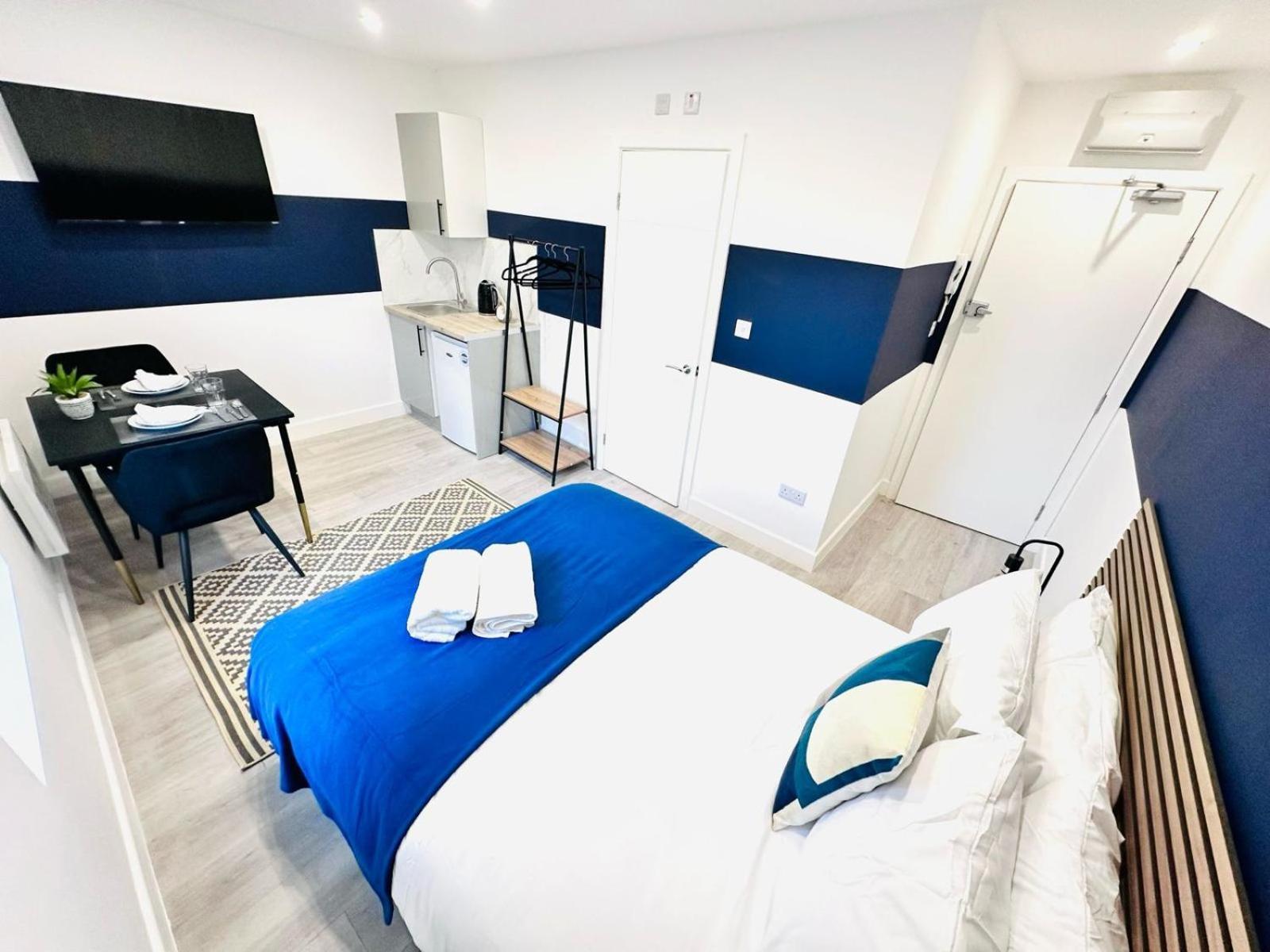 London 58 Blue House City Center Studio, Top Spot 외부 사진