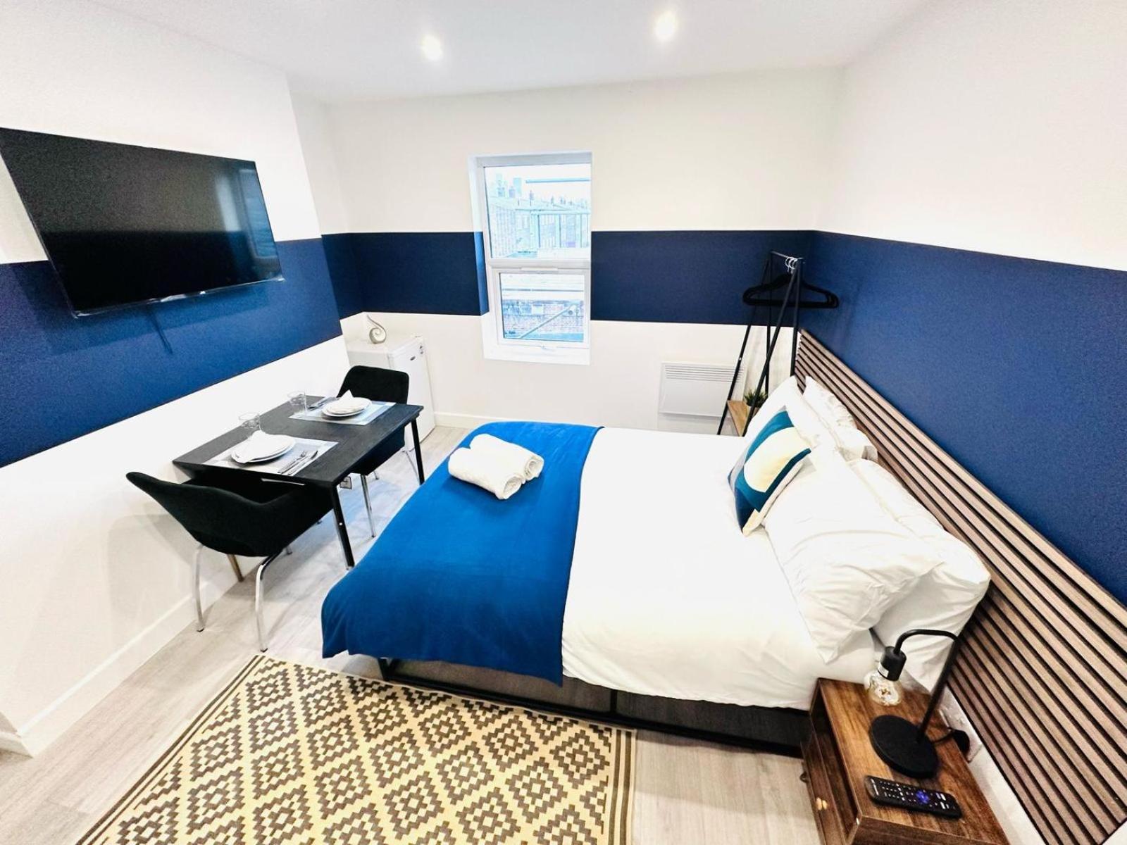 London 58 Blue House City Center Studio, Top Spot 외부 사진